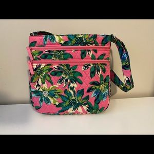 Vera Bradley triple zipper hip